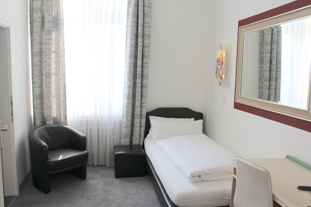 Hotel Heidelberger Hof Düsseldorf Eksteriør billede