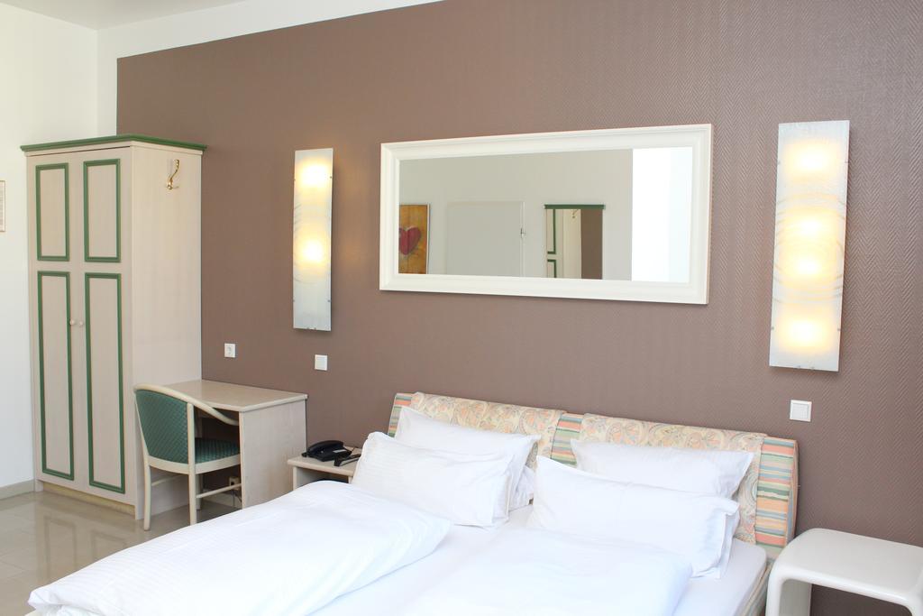 Hotel Heidelberger Hof Düsseldorf Eksteriør billede
